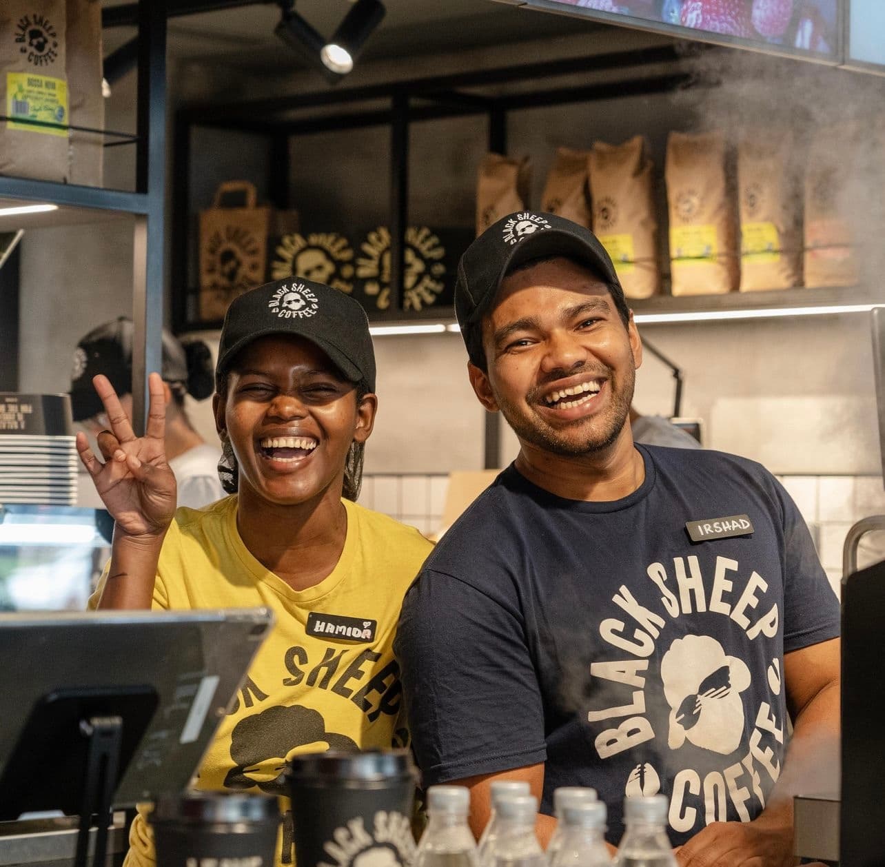 Блэк Шип Кофе объявляет о открытии своего 100-го филиала в Яс Молле