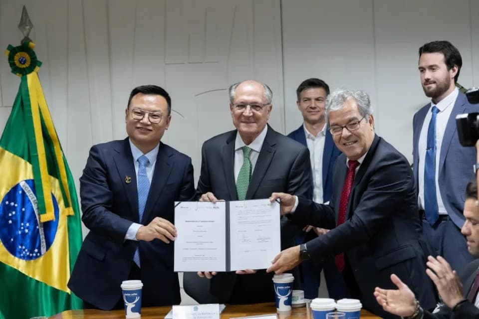 Luckin Coffee Expands Cooperation with Brazil in Historic Coffee Deal Worth 10 Billion Yuan
