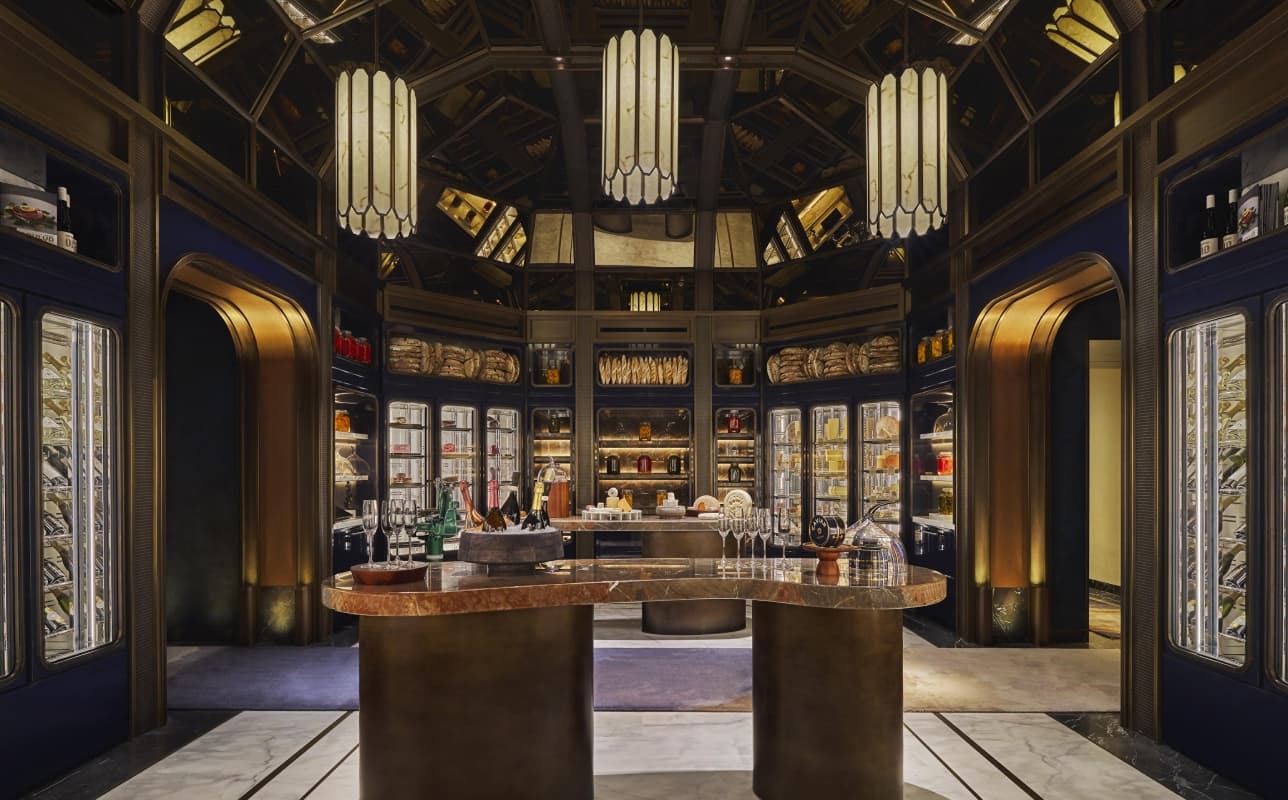 Кафе Булю в Эр-Рияде открыло первую в Королевстве библиотеку сыров и безалкогольного винограда