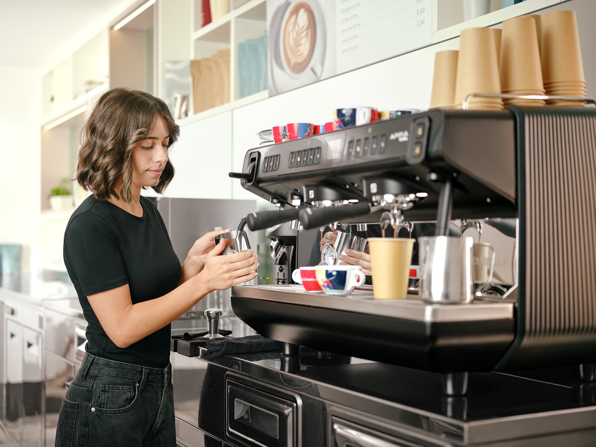 Компания Нова Симонелли представляет Аппиа Вива — новую страницу в развитии кофейных технологий