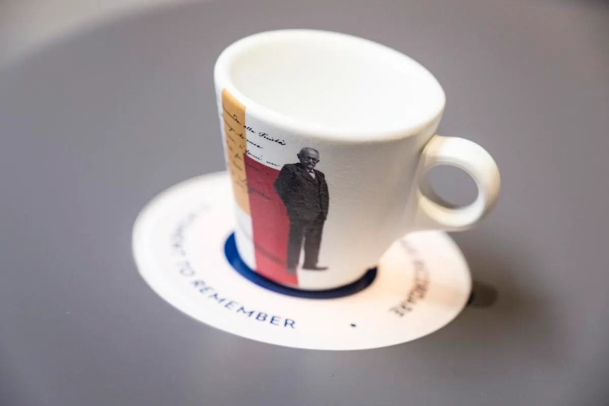 Музей Лавацца в Турине: путешествие по истории итальянского кофе