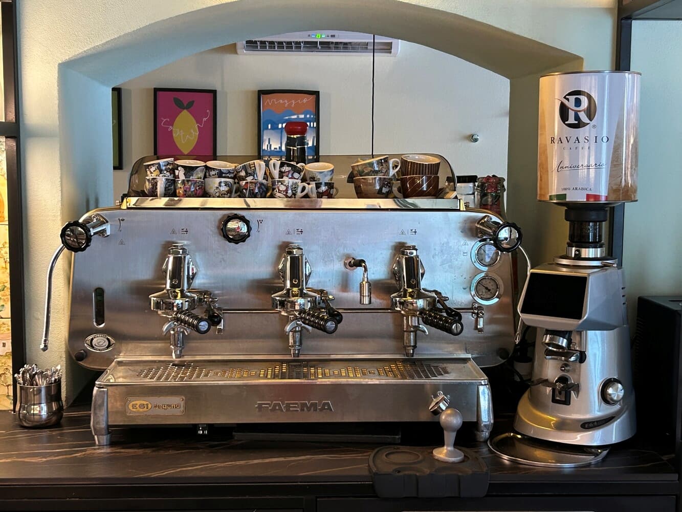 Невидимая гравитация в мире кофе