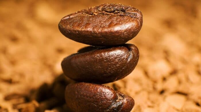 Coffee Prices Rise as Iran Conflict Disrupts Global Shipping