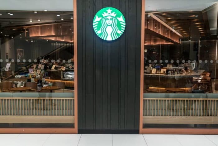 Полиция провела обыск в штаб-квартире Starbucks Korea из-за скандала Tank Day