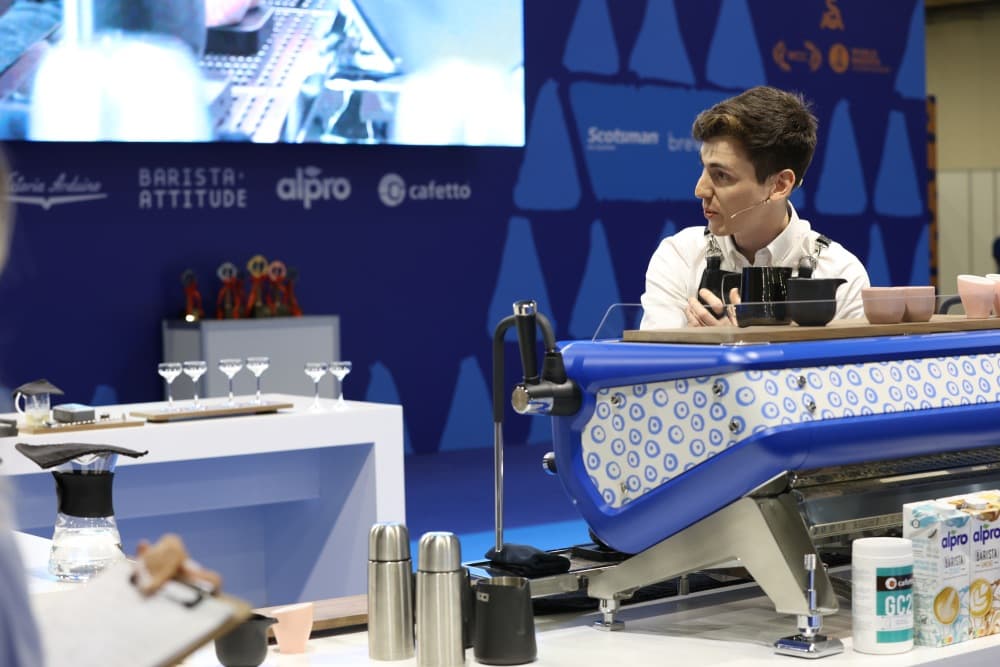 Влияет ли форма чашки на вкус кофе?