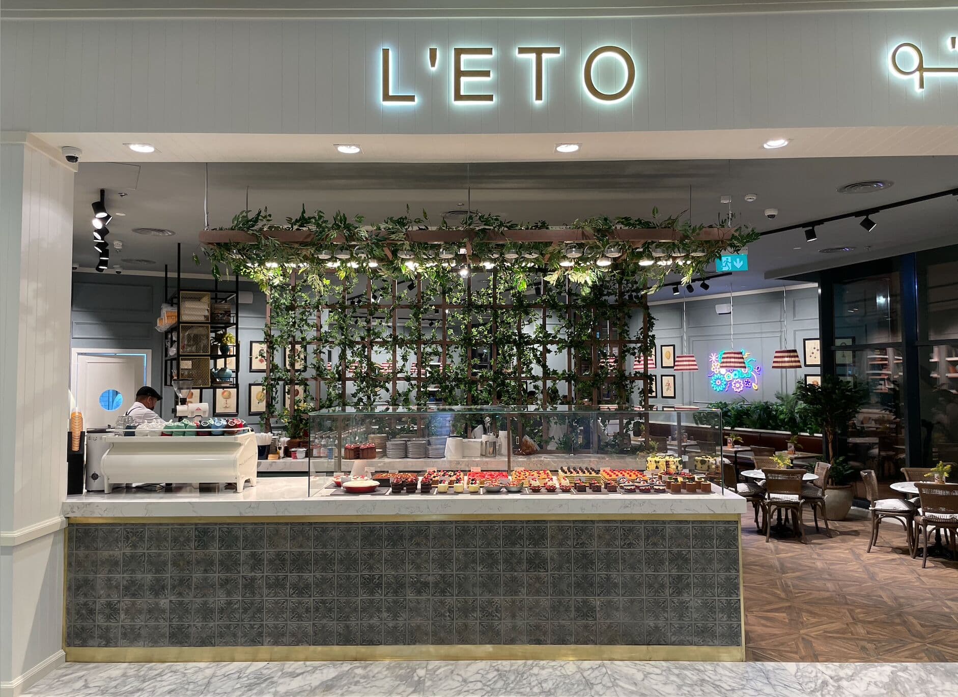 Открытие филиала «ЛЕТО» в парке Джидда: новый драгоценный камень, освещающий мир кофе и десертов