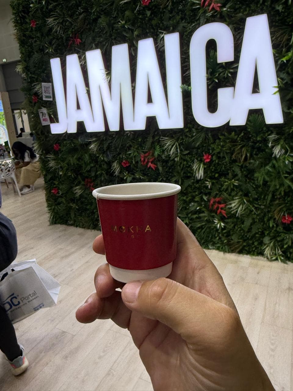 От Ямайки до Турции: как кофе объединил культуры на выставке «Арабский туристический рынок» в Дубае