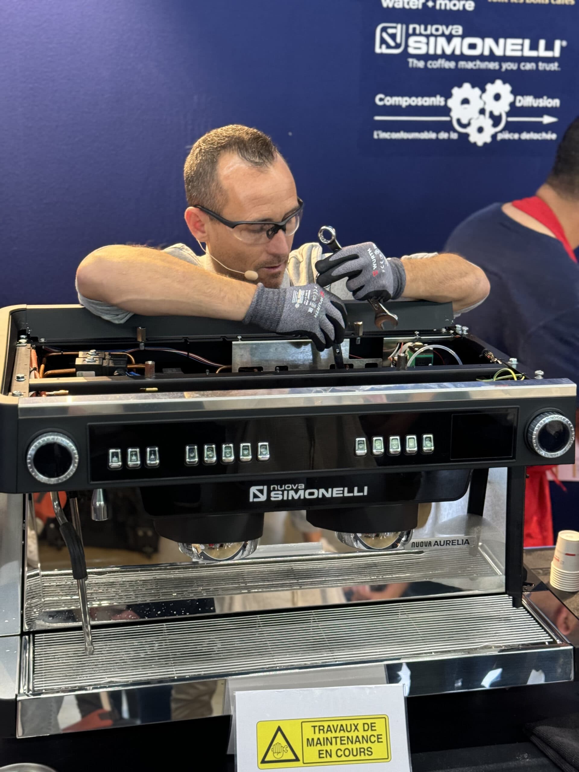 Техники заслуживают сцену: История конкурса Nuova Simonelli Technicians Competition