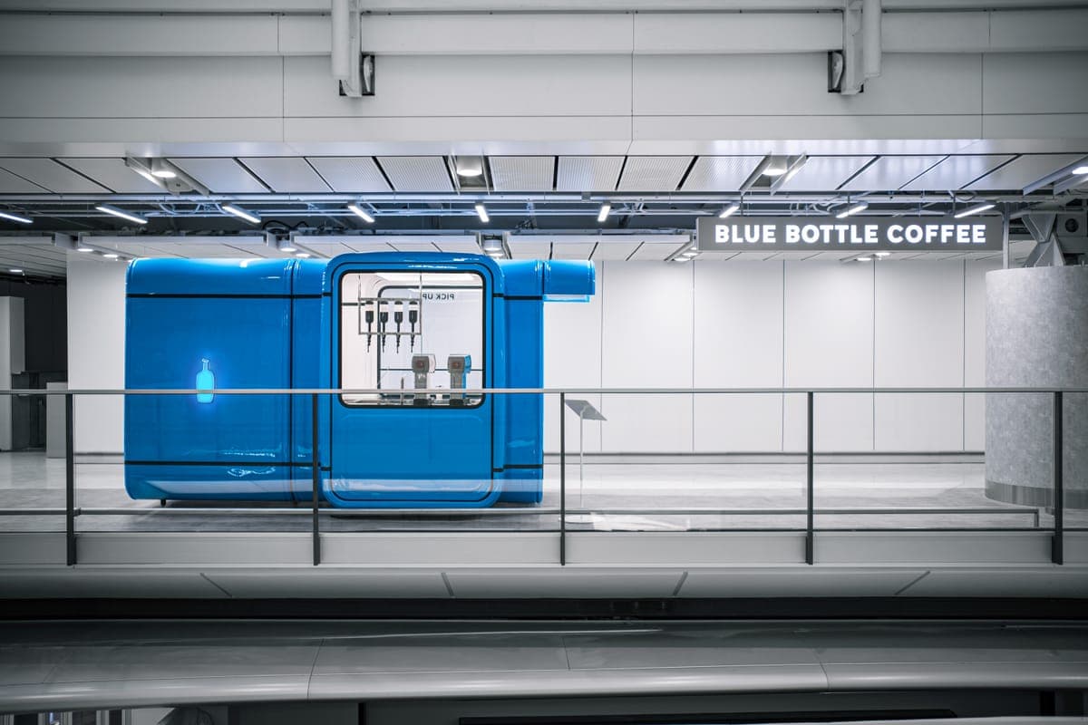 Luckin Coffee Explores Potential Acquisition of Blue Bottle Coffee