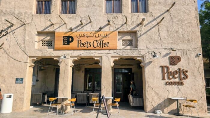 JDE Peet’s Transfers Shares to Employees Under Incentive Plans