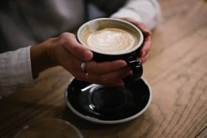 Doctor Explains the “Coffee Belly” Myth