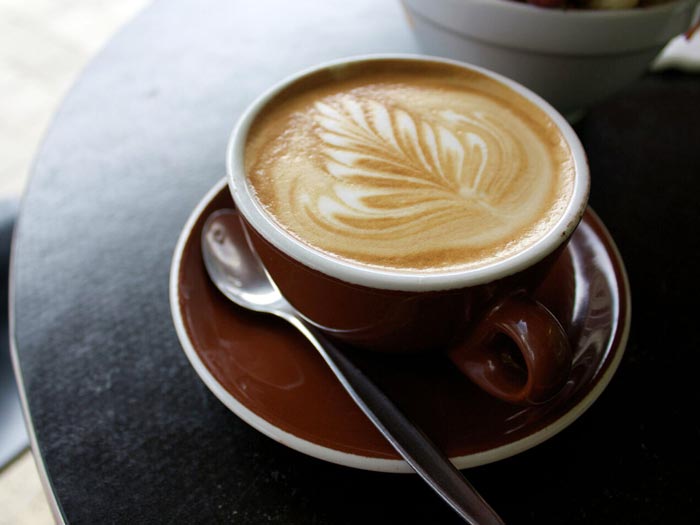 What is a flat white & how is it different from a latte?