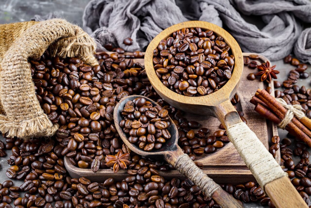 Arabica Coffee Falls to Three-Week Low as Cocoa Prices Surge