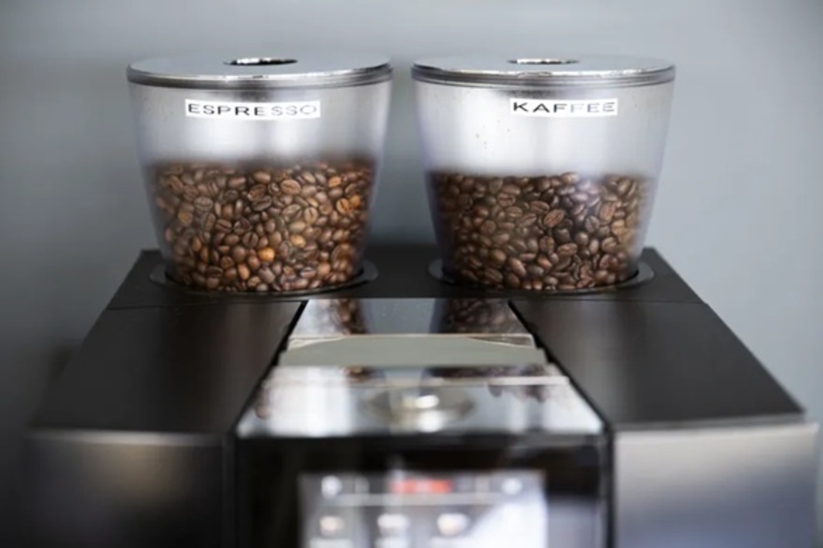 Zurich Laboratory Detects Intestinal Bacteria in Coffee Machines